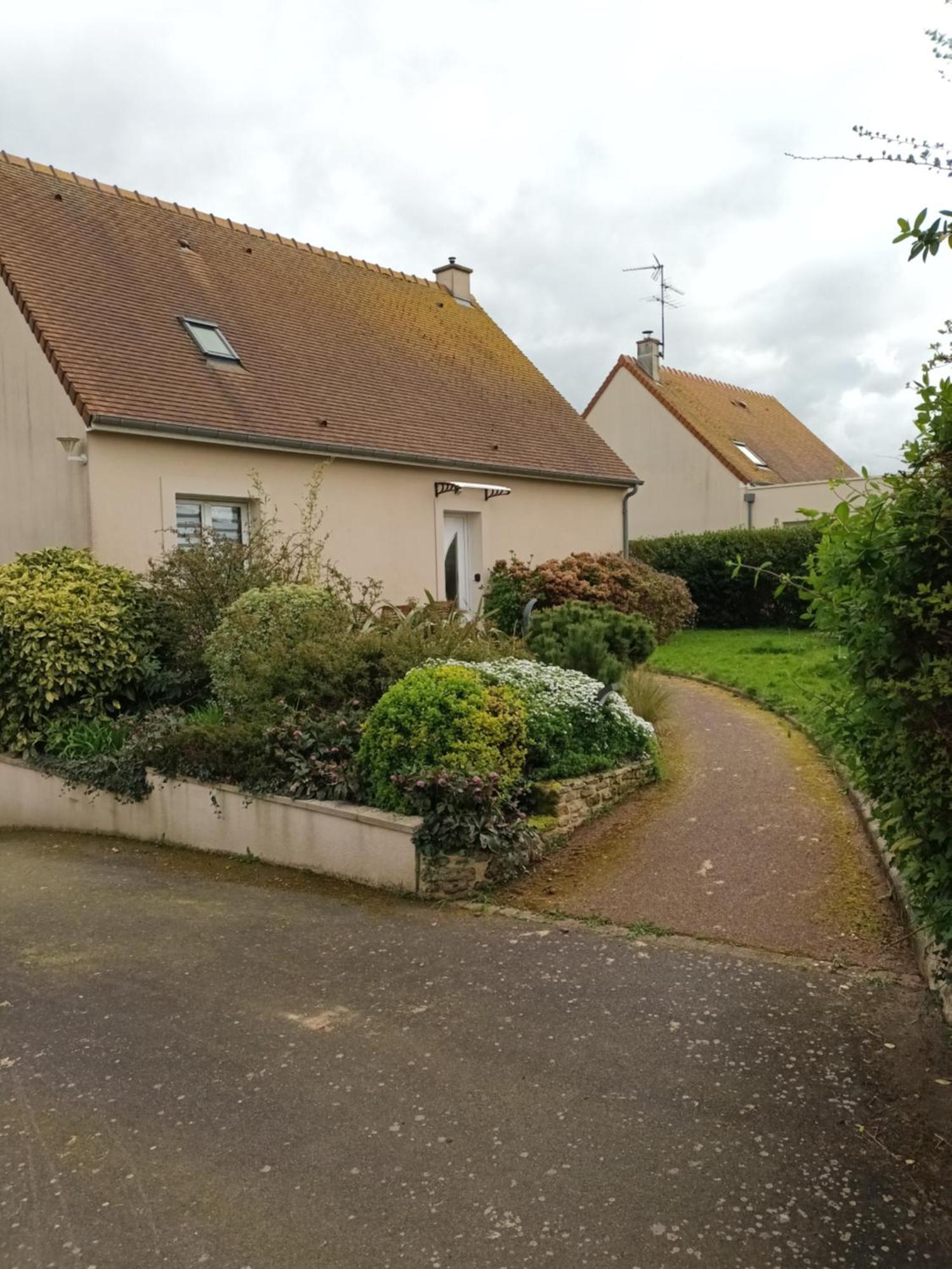Appartement Tout Confort Le Fresne-Camilly Esterno foto