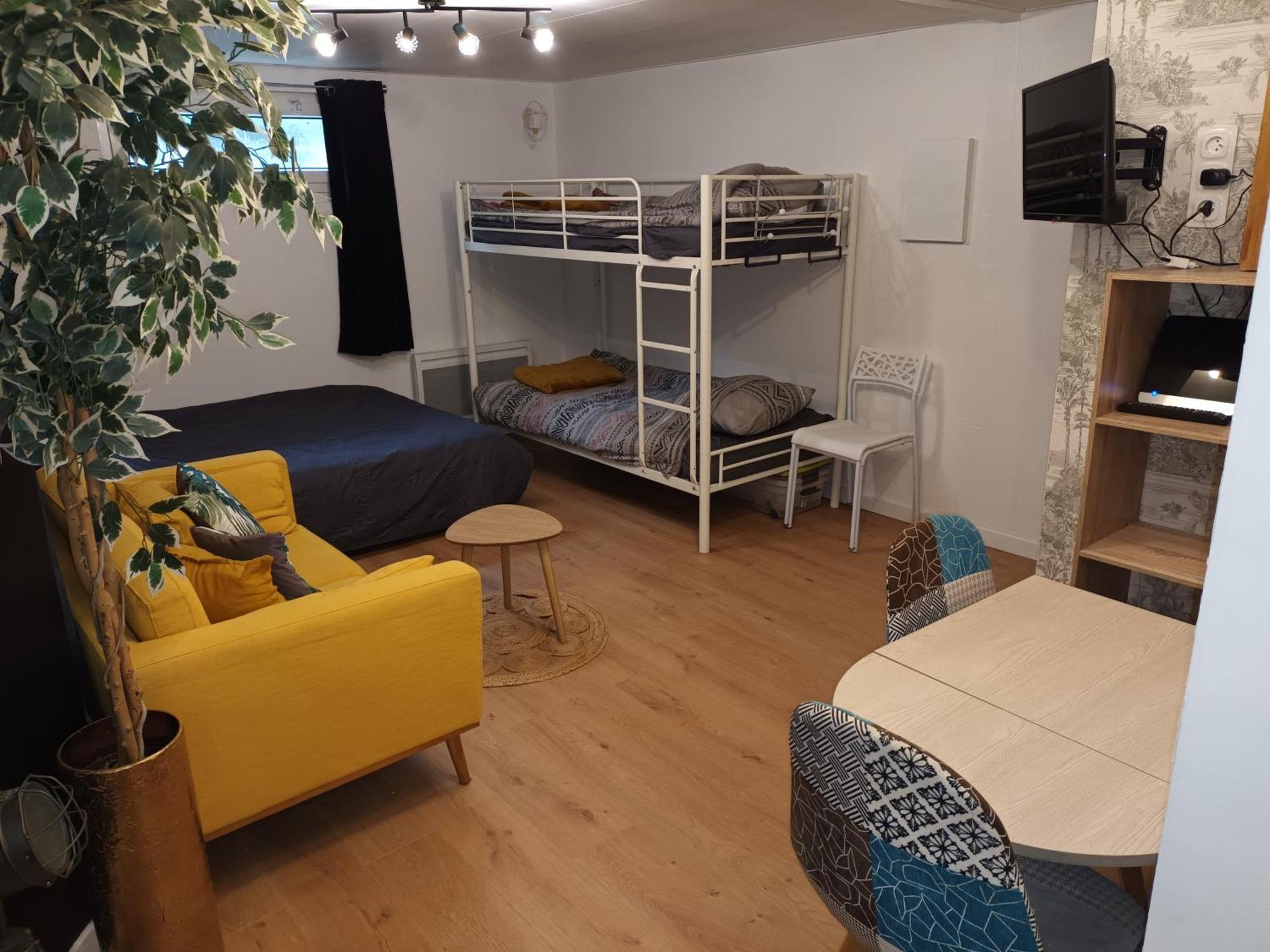Appartement Tout Confort Le Fresne-Camilly Esterno foto